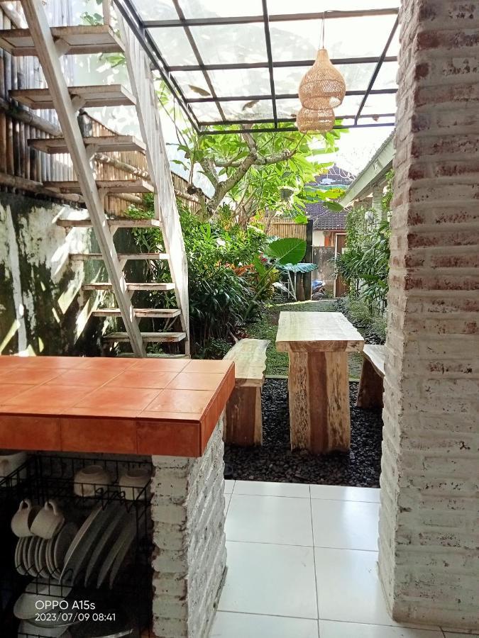 Pondok Ayu Homestay Чангу Экстерьер фото